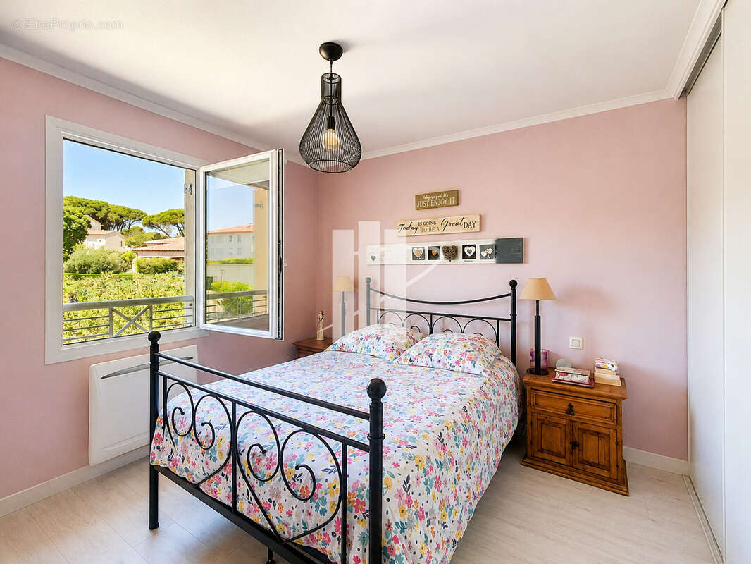 Appartement à FREJUS