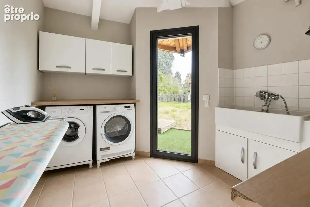 Grande maison avec piscine et jardin arboré à Aubagne - photo 16