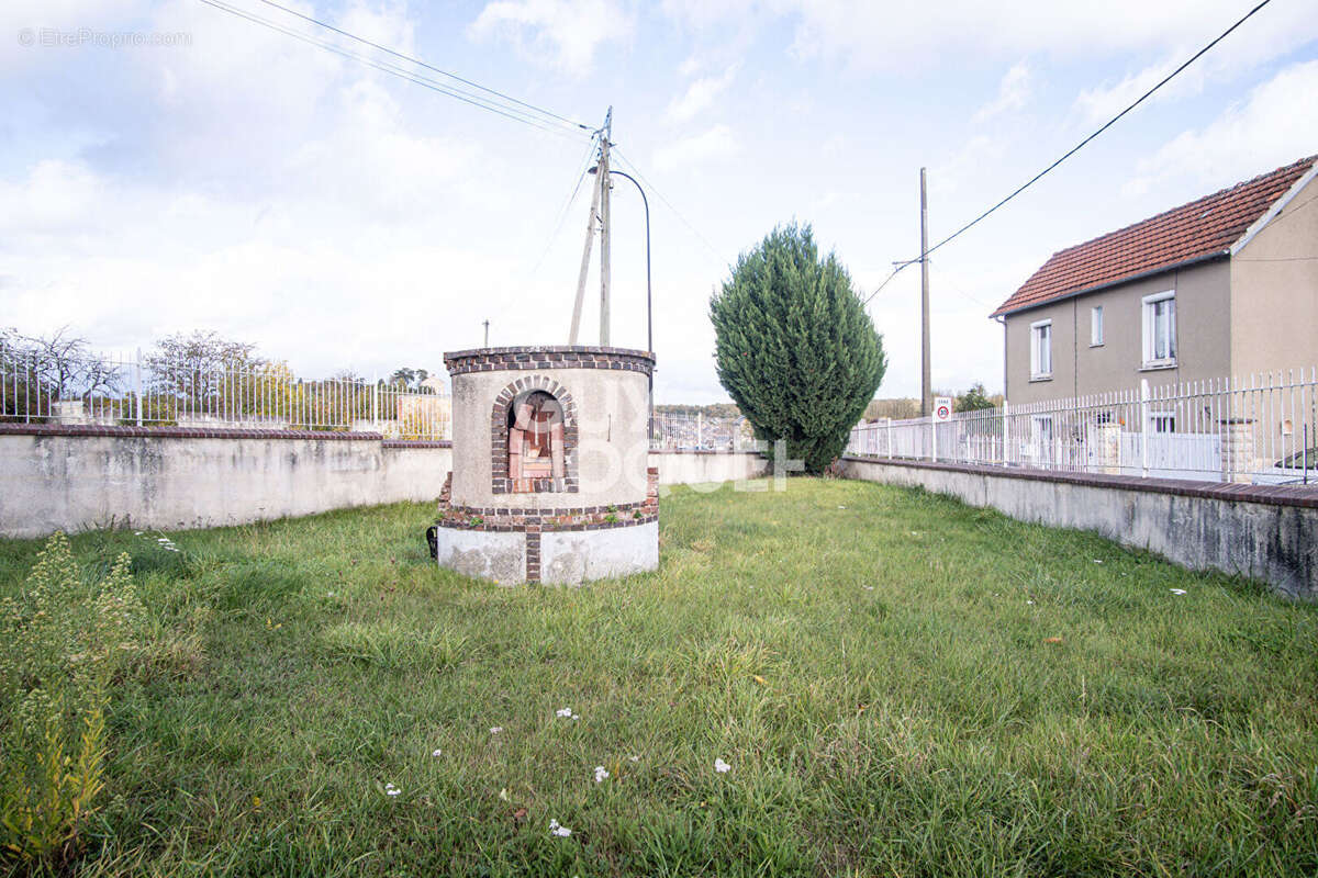 Maison à TILLIERES-SUR-AVRE