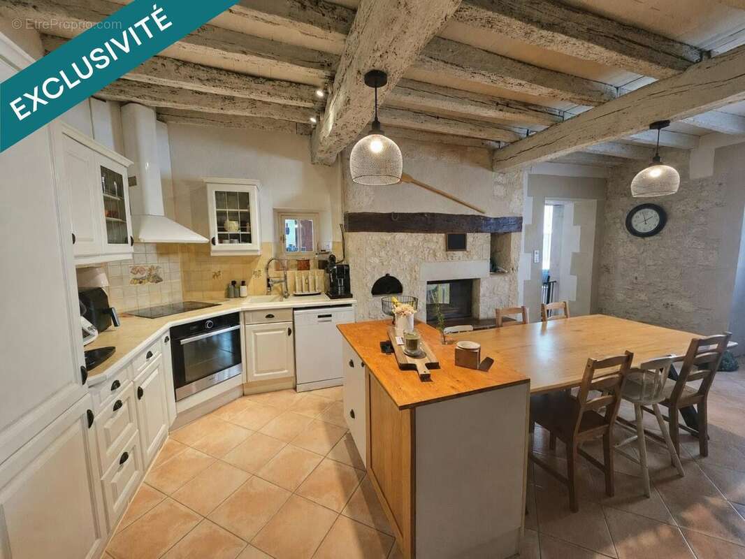 Maison 155 m² à Courrensan  - photo 4