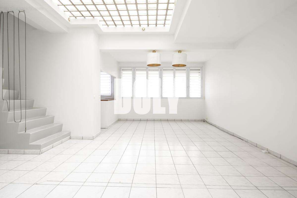 Commerce à ISSY-LES-MOULINEAUX