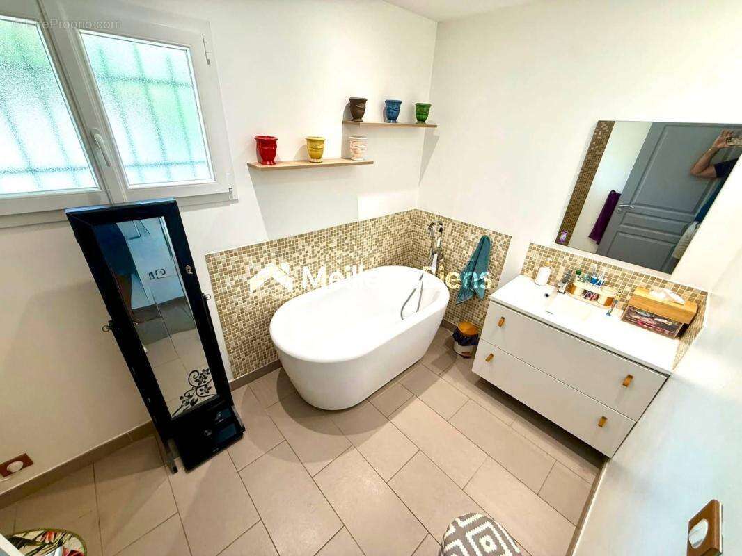 Villa T5 de 125 m² sur parcelle avec piscine de 453m² - photo 16