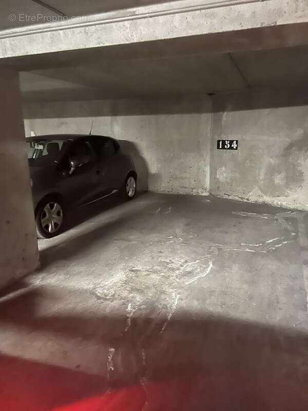 Parking à LYON-3E