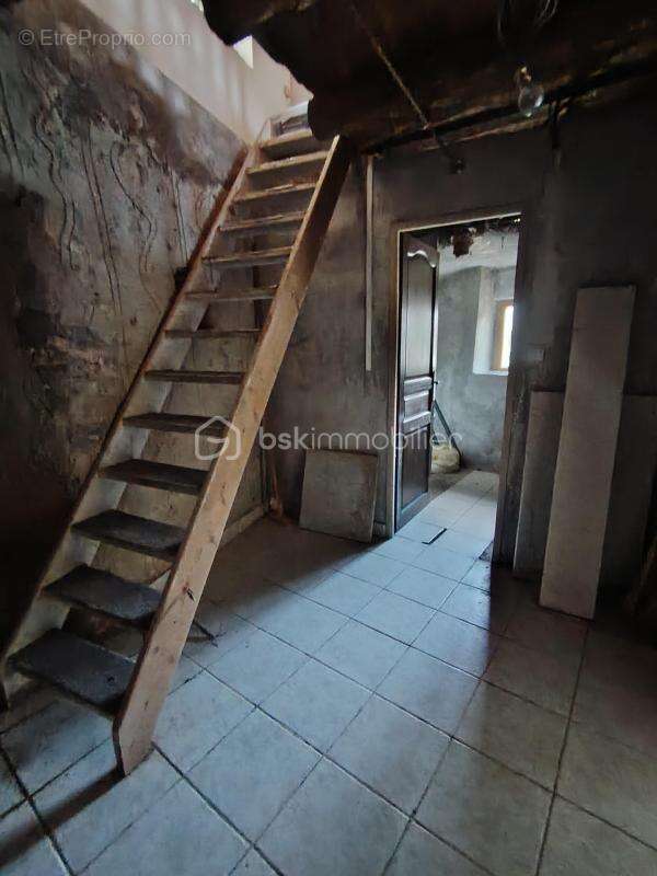 Maison de village - photo 12