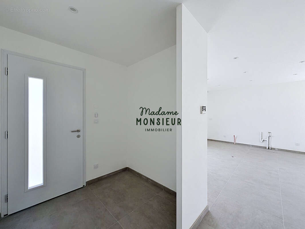 Maison contemporaine de plain-pied avec prestations haut de gamme et vue dégagée - photo 7