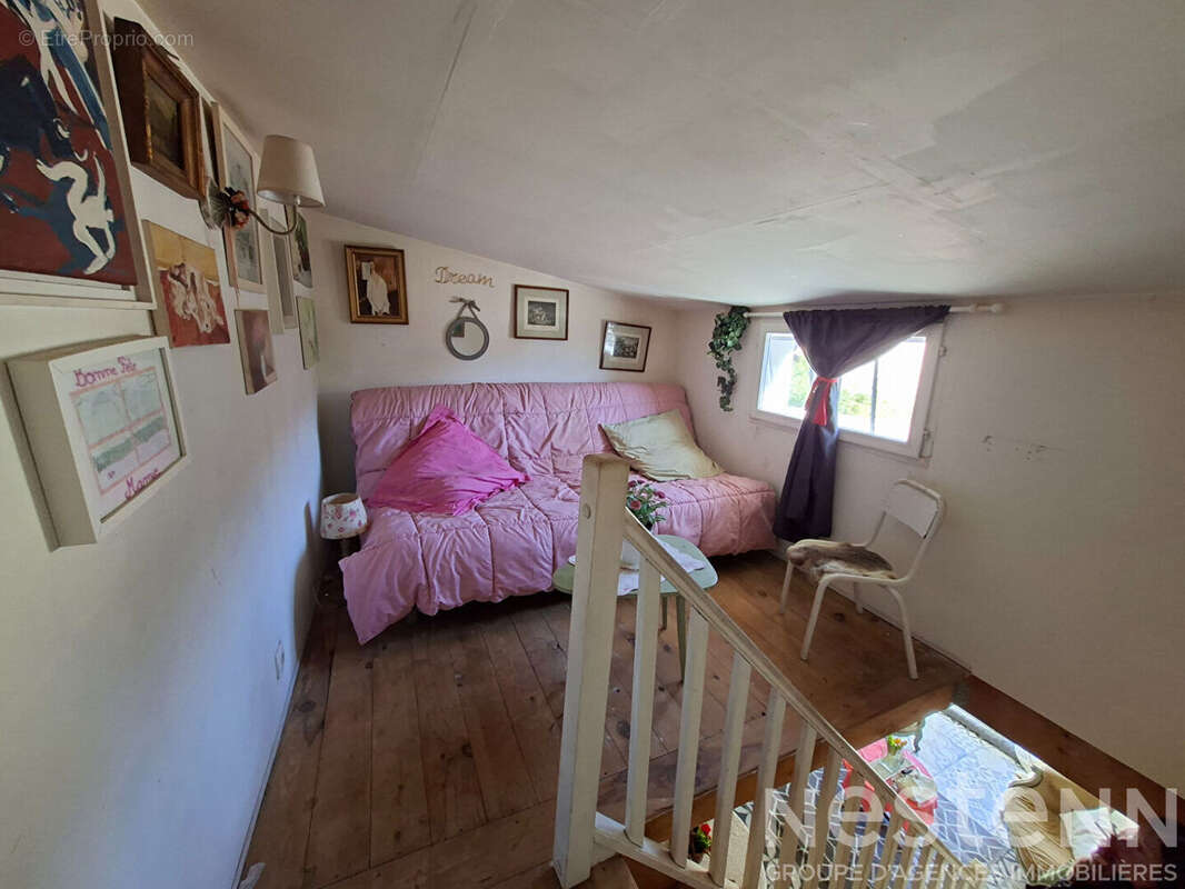 Maison à LE COLLET-DE-DEZE