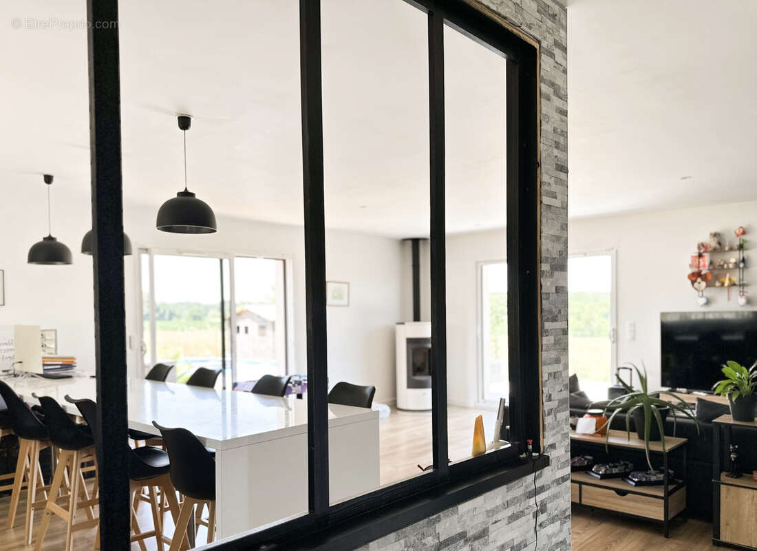 Maison à PONT-L'ABBE-D'ARNOULT