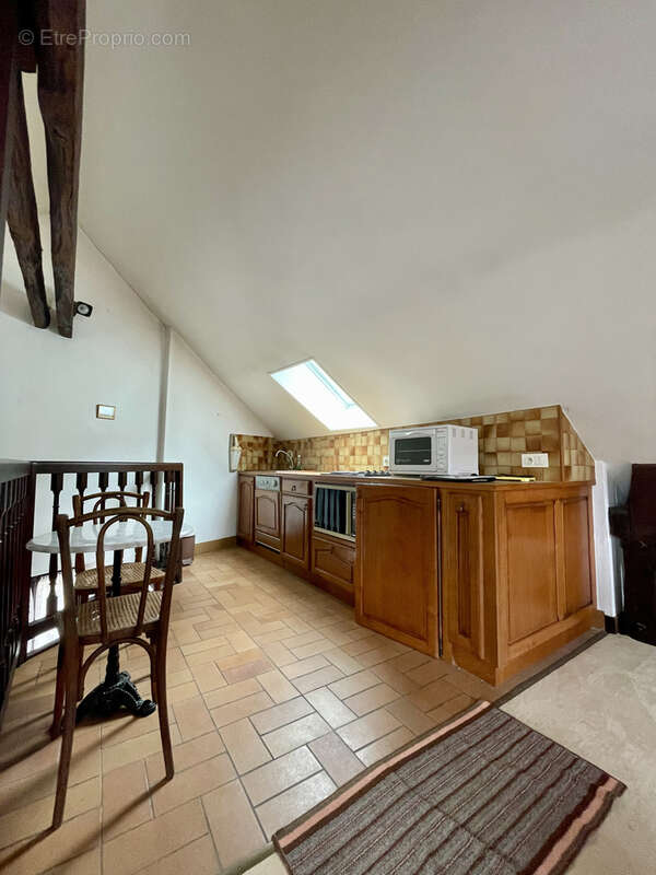 Autre à SAINT-FLORENTIN