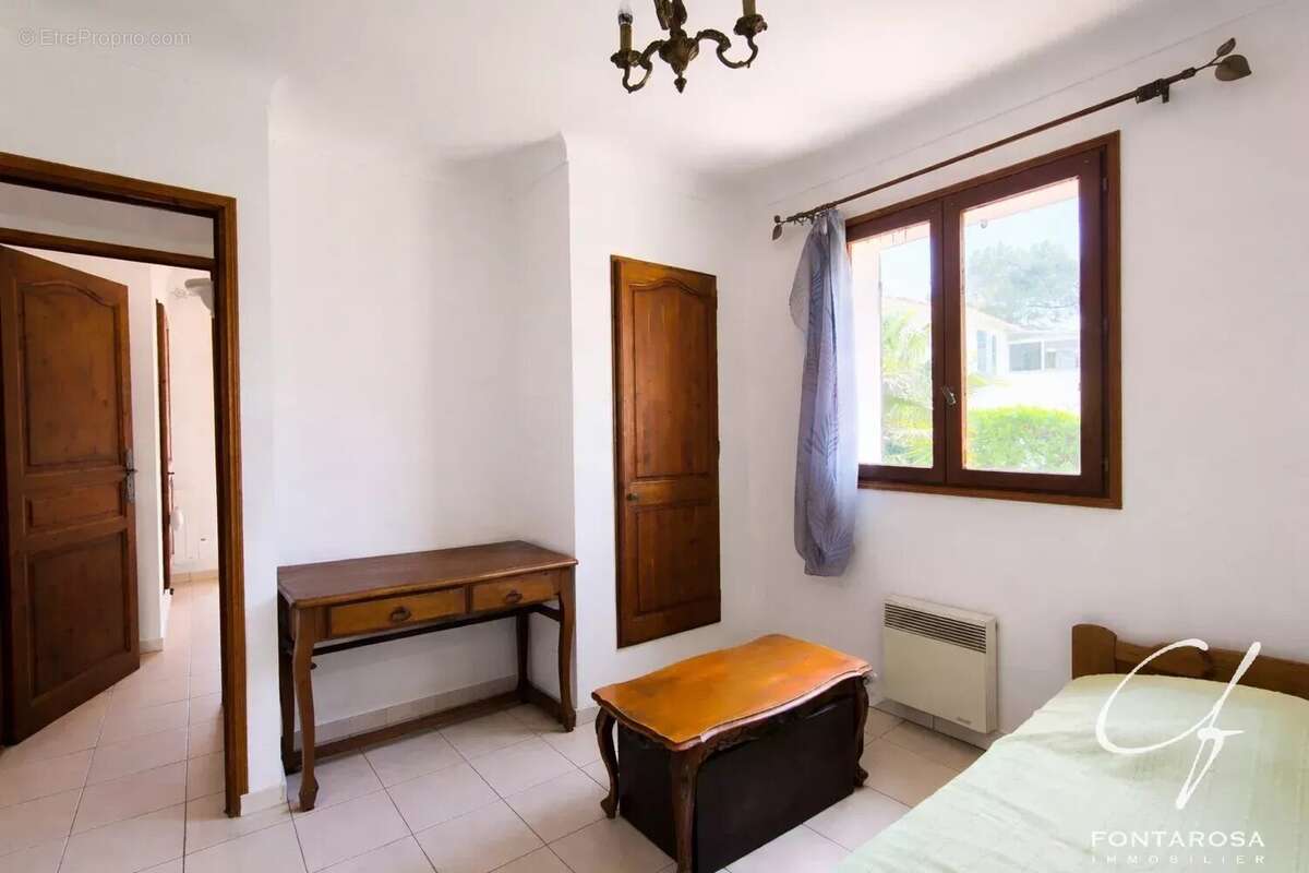 Maison à FREJUS