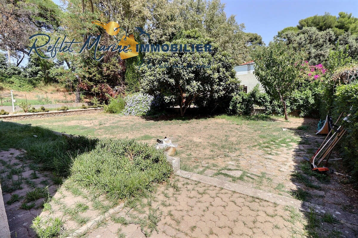 LA CIOTAT SAINT JEAN   RARE ! Maison 167 m2, terrain 1 078 m2 avec potentiel de division - photo 18