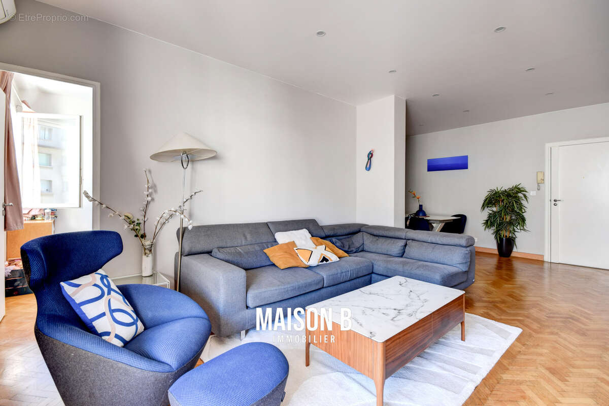 Appartement à MARSEILLE-8E