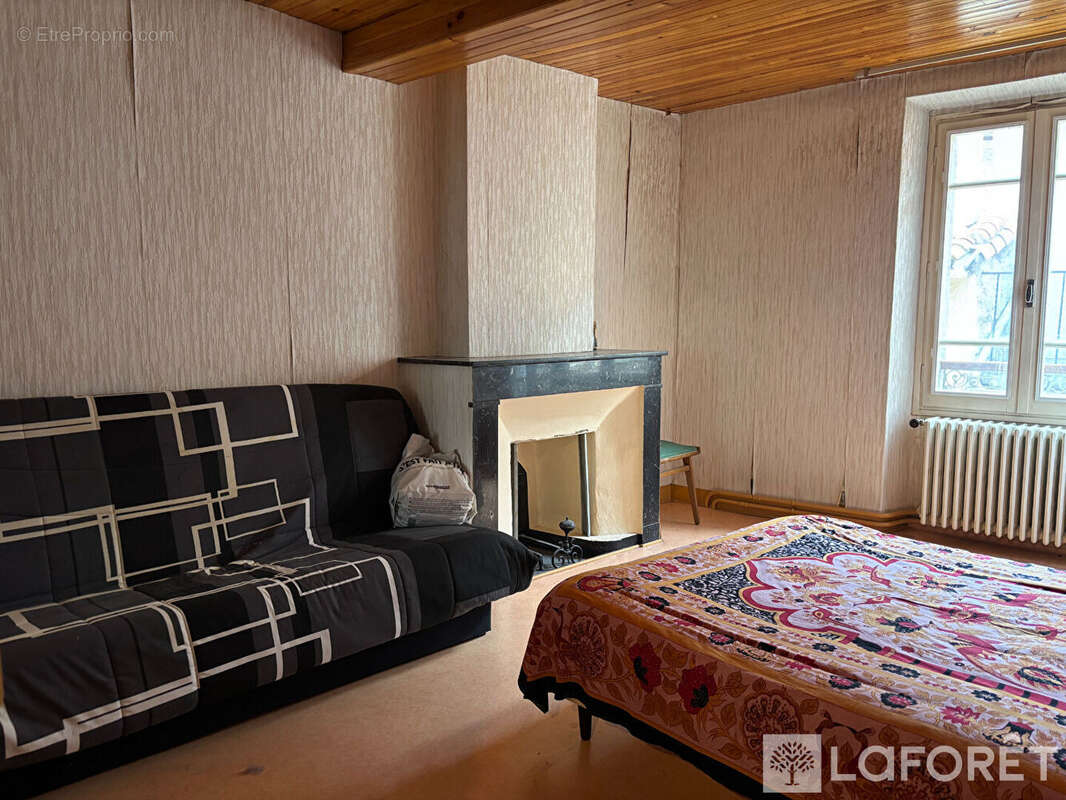 Villefranche-de-Conflent  - Maison de caractère de 164 m² habitables - photo 7