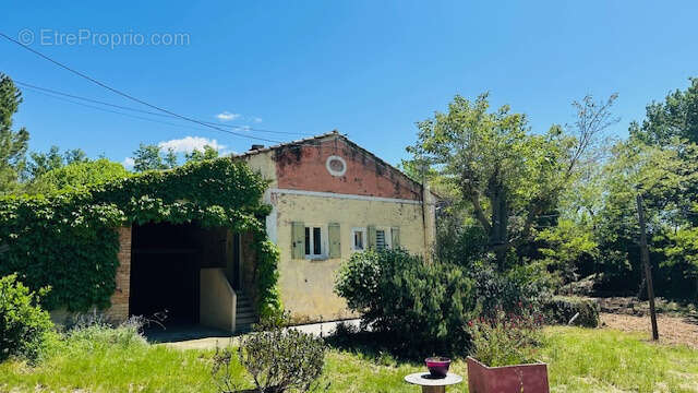 Maison à PUYMERAS