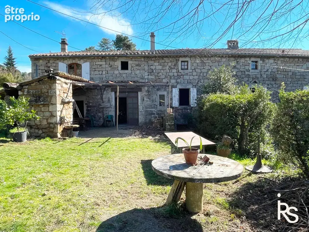 Maison à SANILHAC