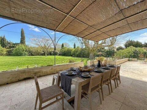 Maison à SAINT-REMY-DE-PROVENCE