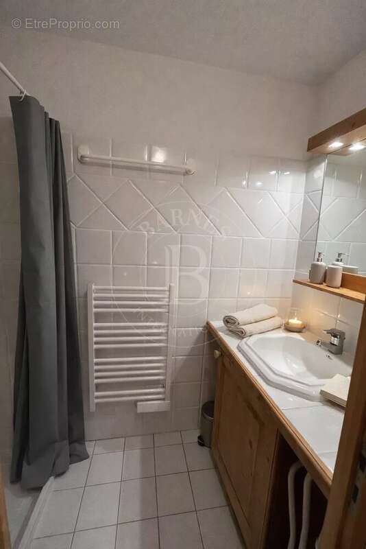 Appartement à LES ALLUES