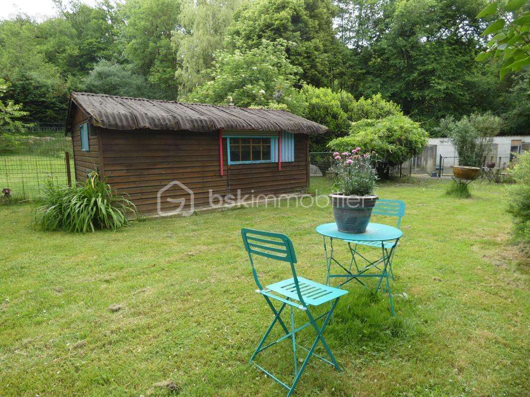 Maison à CHAZELLES-SUR-LYON