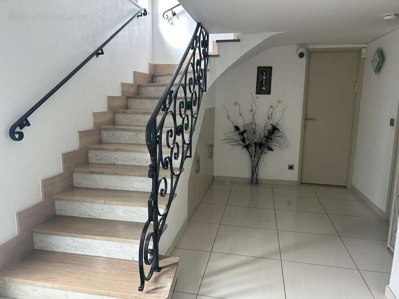 Maison à BONNEUIL-SUR-MARNE