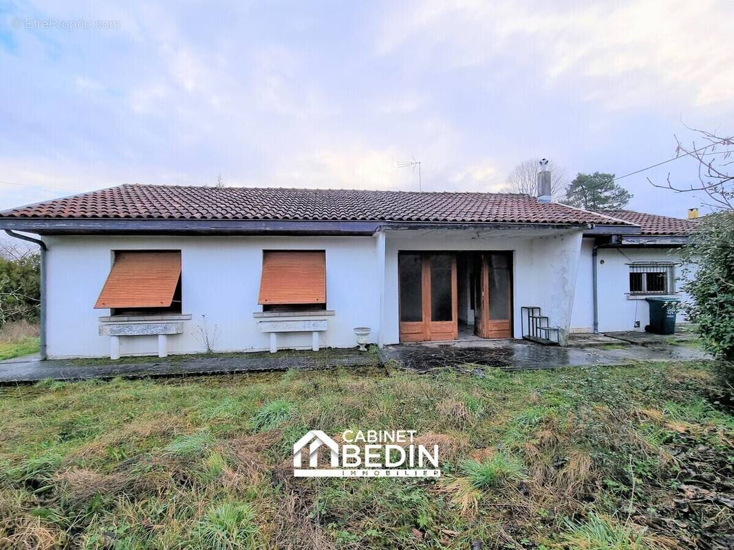 Maison à LEOGNAN