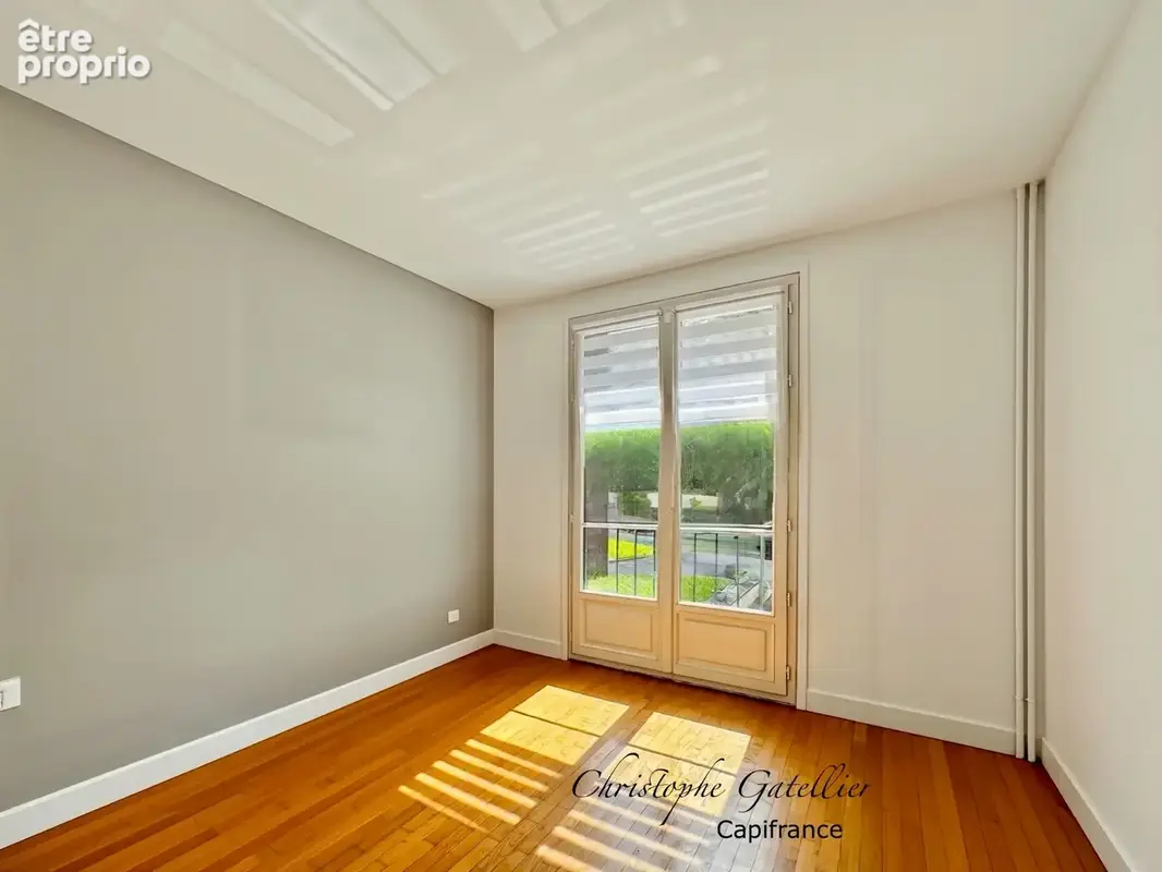 96 m² – 3 chambres + possibilité 4 – Parc arboré – Gare à pied - photo 10