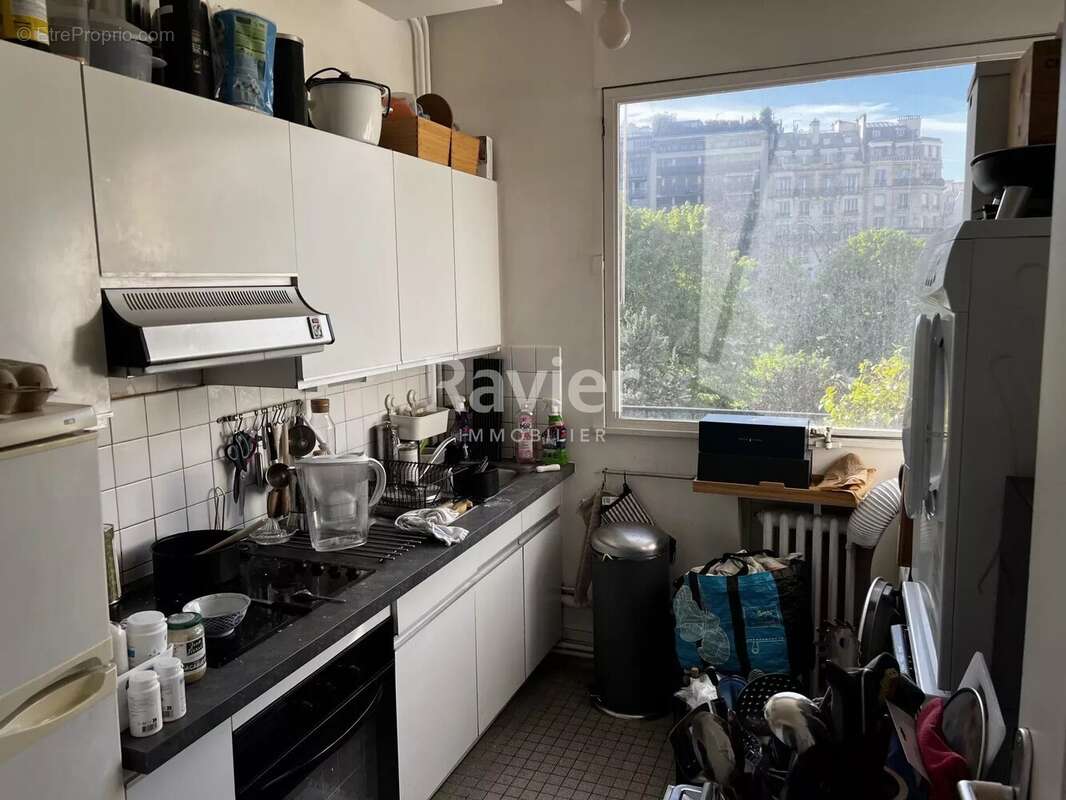 Appartement à PARIS-16E