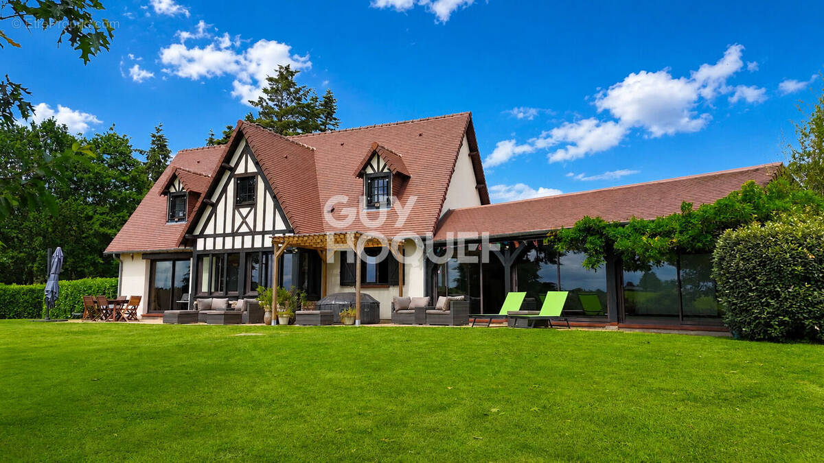 Maison à BERNAY