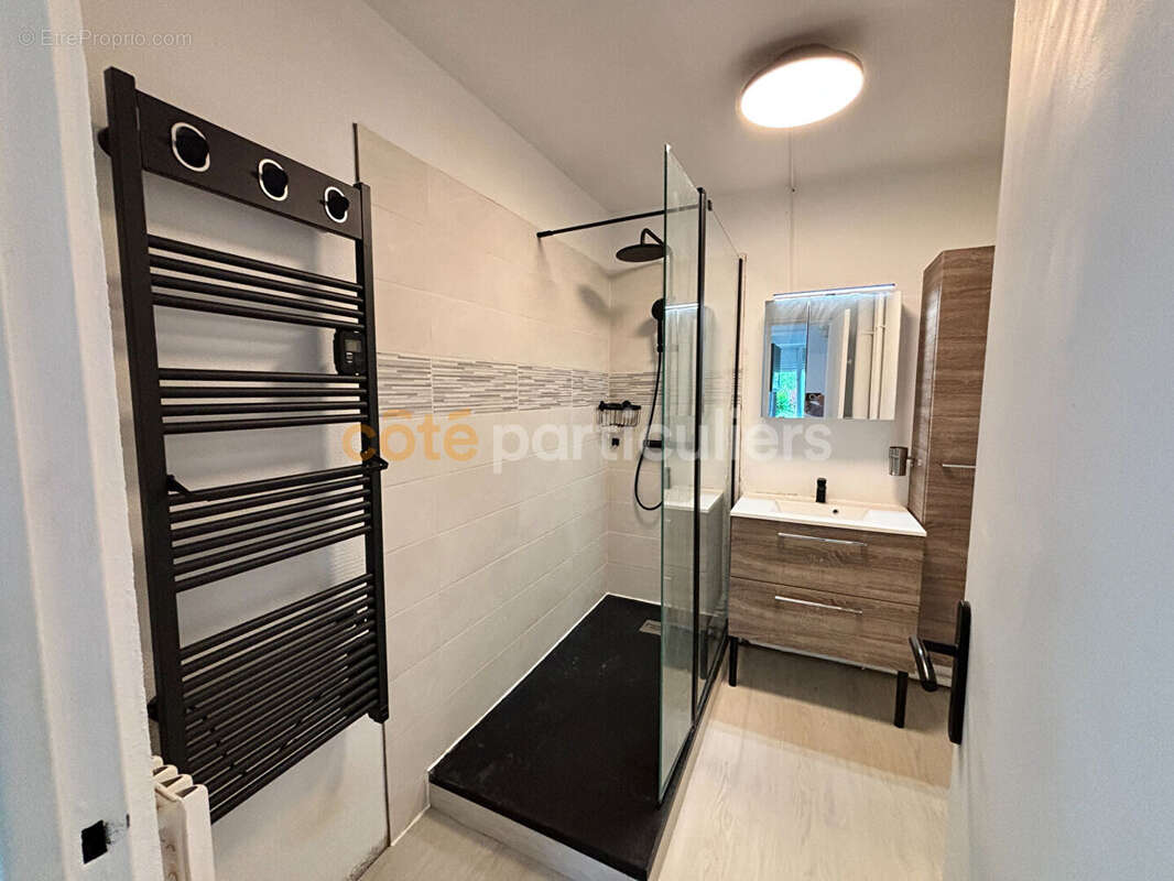 Appartement à HEROUVILLE-SAINT-CLAIR