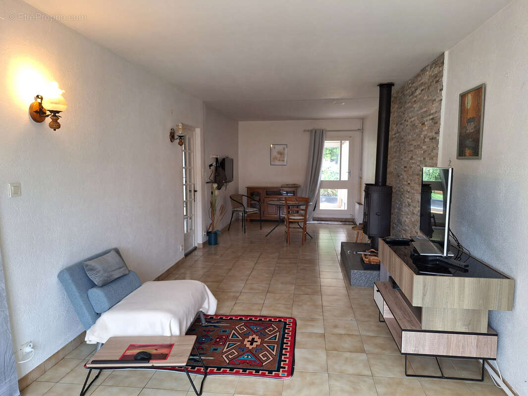 Maison de ville avec garage et jardin - photo 3