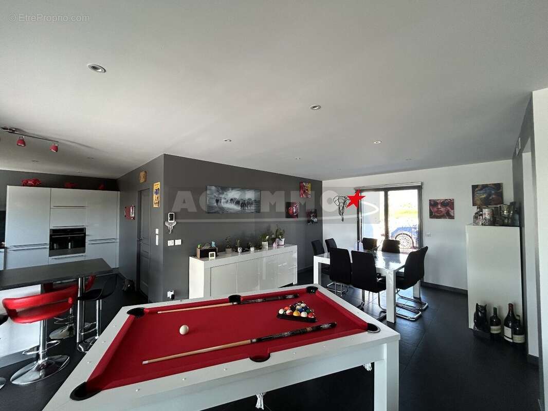 Maison à DREMIL-LAFAGE