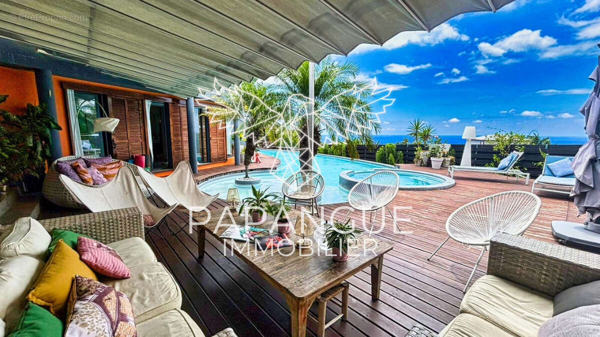 Maison à LA POSSESSION