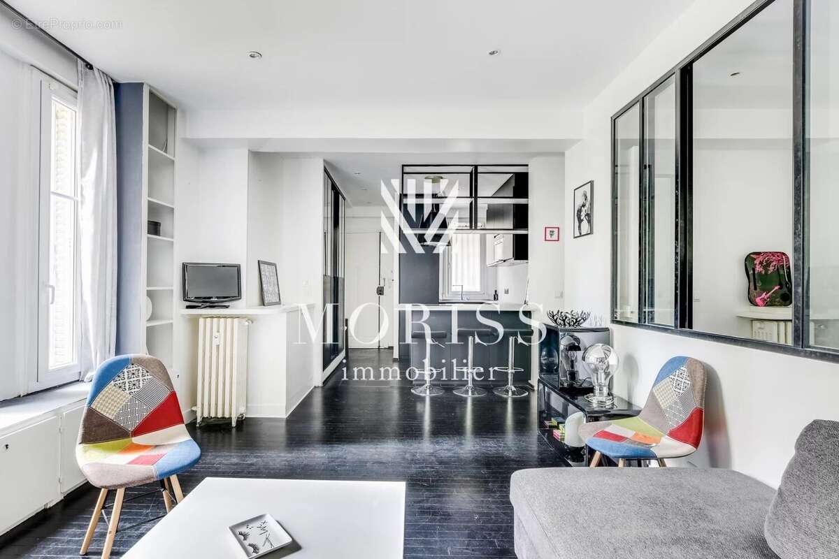 Appartement à PARIS-17E