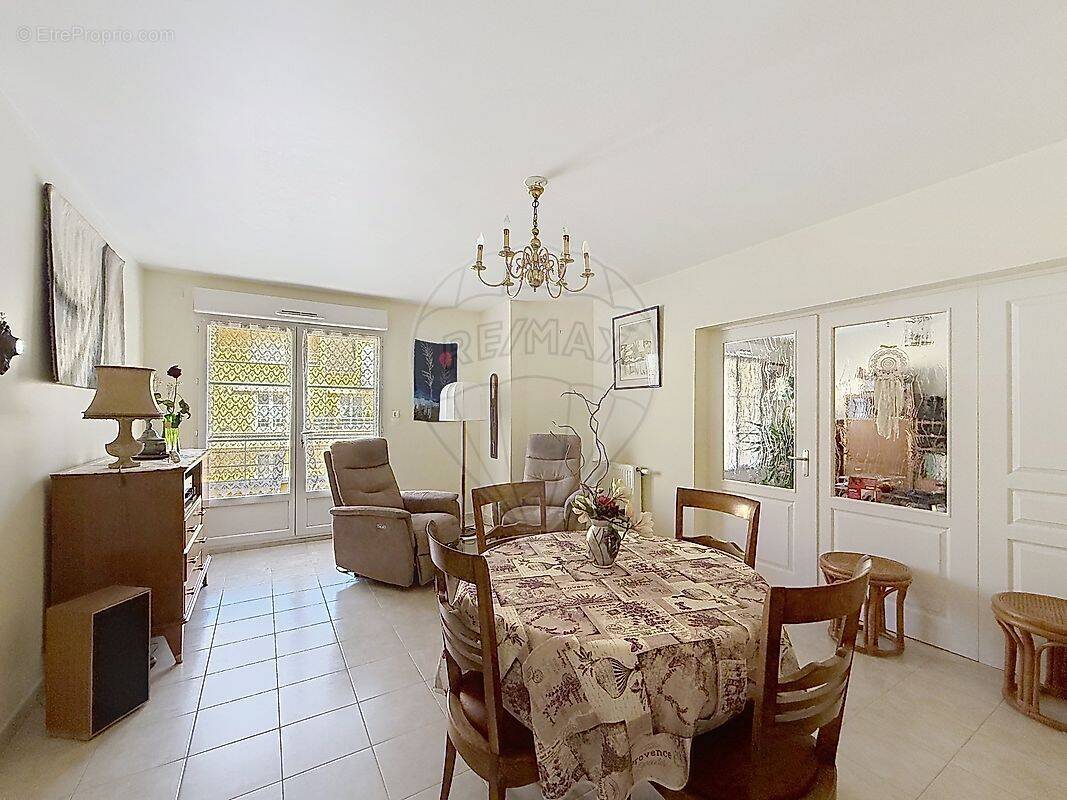 Appartement à SENS