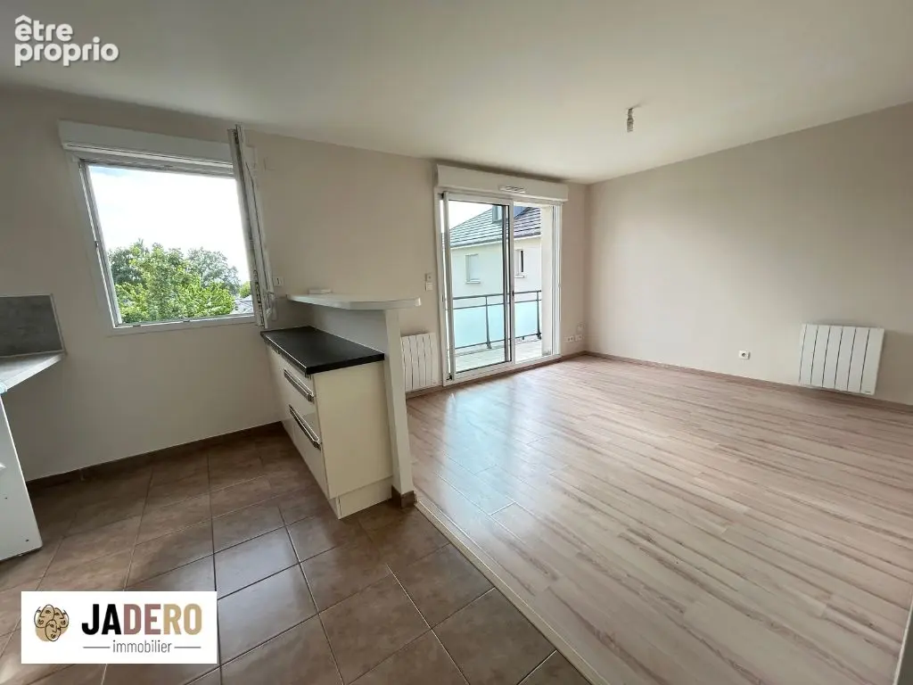 Appartement à LE MESNIL-ESNARD