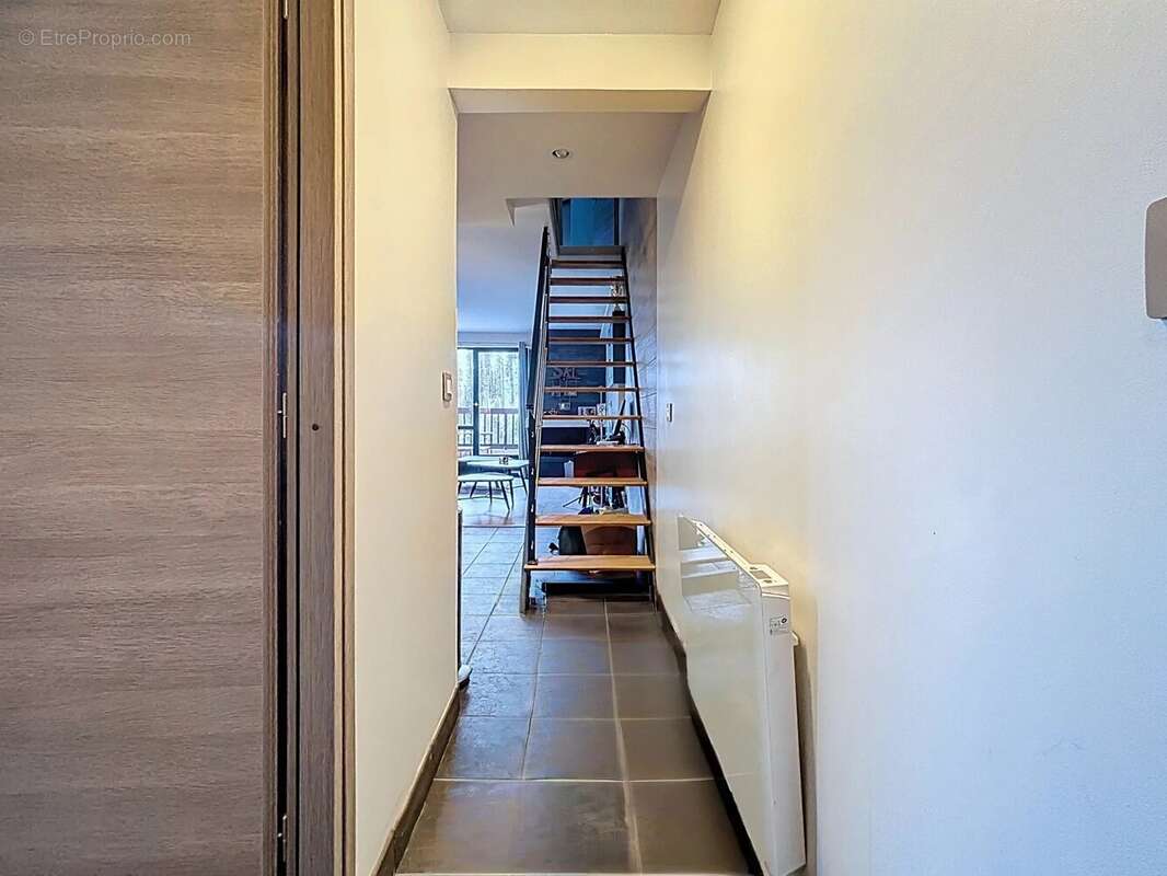 Appartement à SAINT-ETIENNE-DE-TINEE