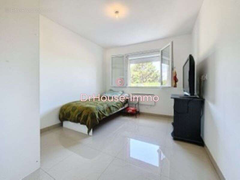 Maison 95 m² à Les Leves-Et-Thoumeyragues  - photo 11