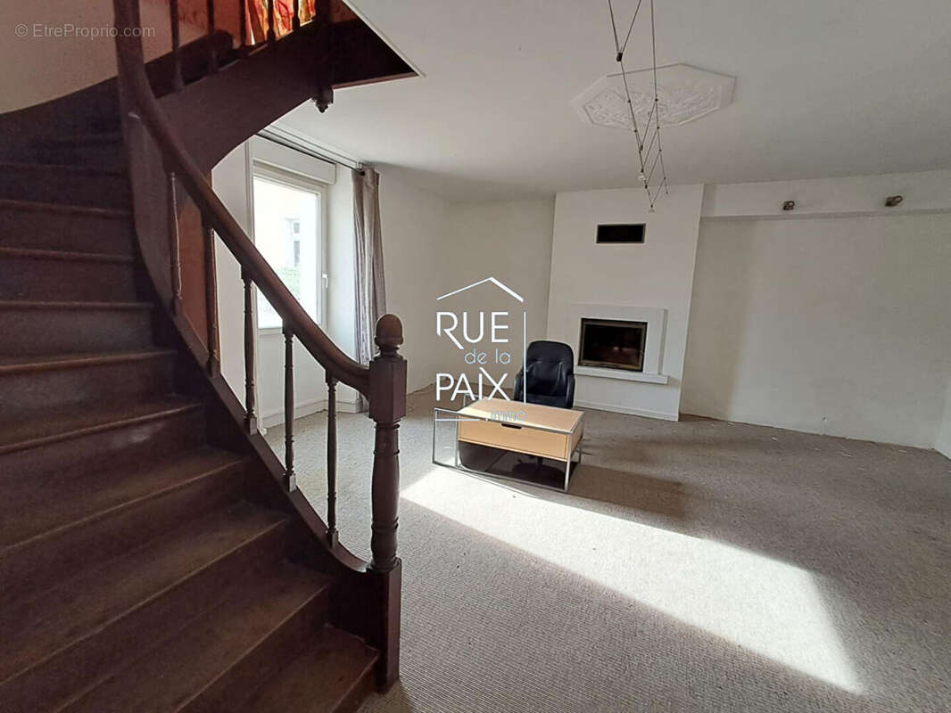 Maison à CHATELLERAULT