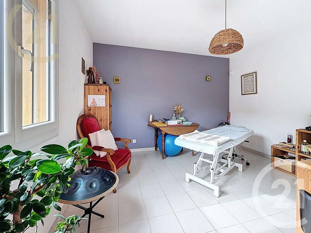 Maison à VILLENEUVE-LES-MAGUELONE