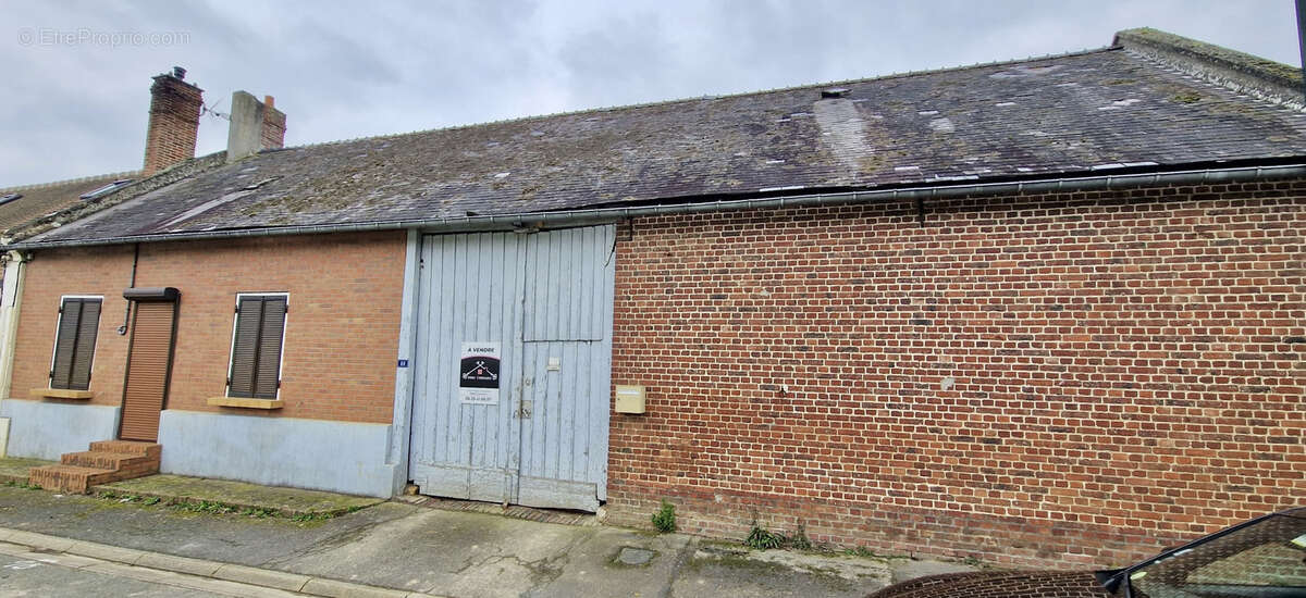 Maison à COIVREL