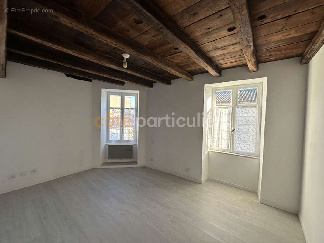 Maison à SAINT-AMAND-SUR-SEVRE