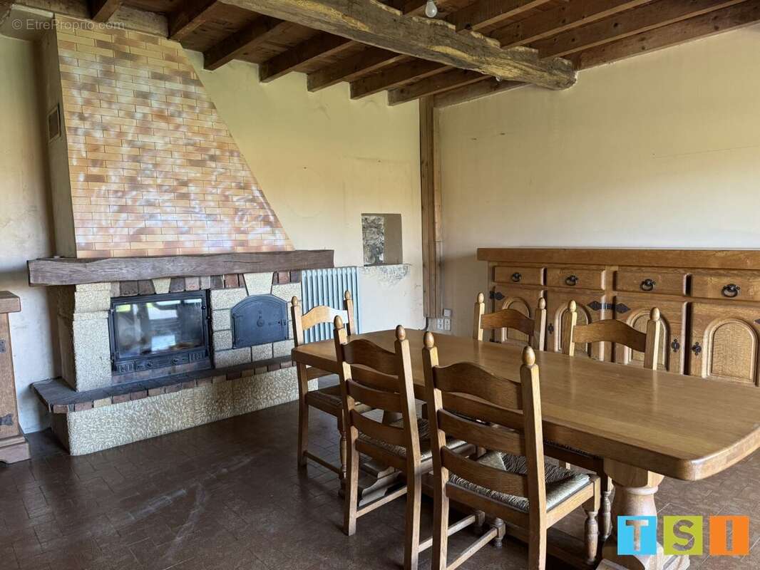Maison à POINTIS-INARD