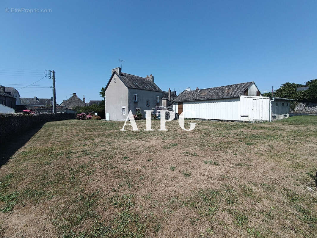 Mael-Carhaix, maison avec dépendances à vendre - photo 18