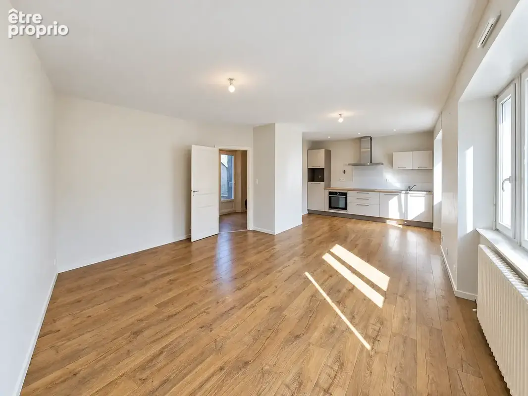 Maison d’habitation avec local commercial - photo 2