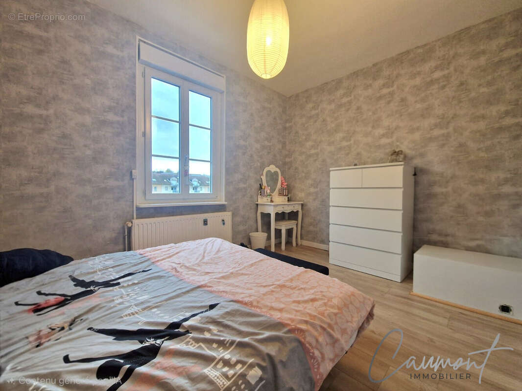 Maison à LILLEBONNE