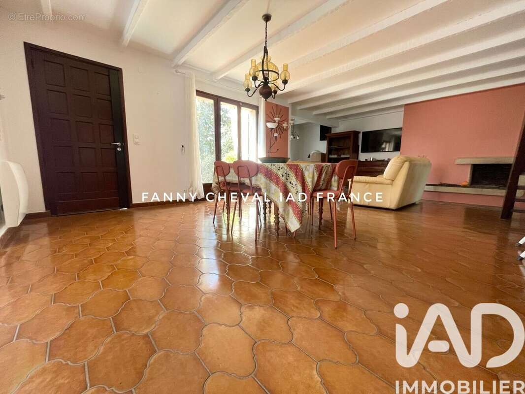 Photo 2 - Maison à SIX-FOURS-LES-PLAGES