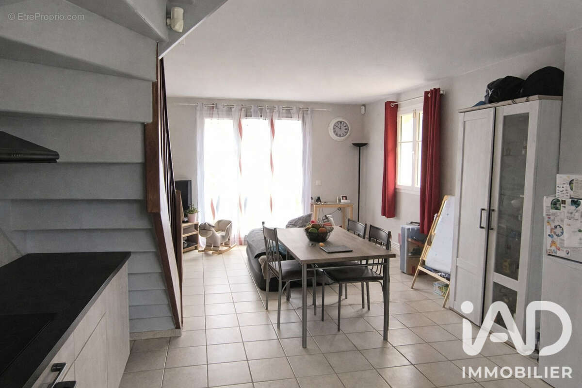 Maison 57 m² à Saint-Germain-Sur-Morin  - photo 2