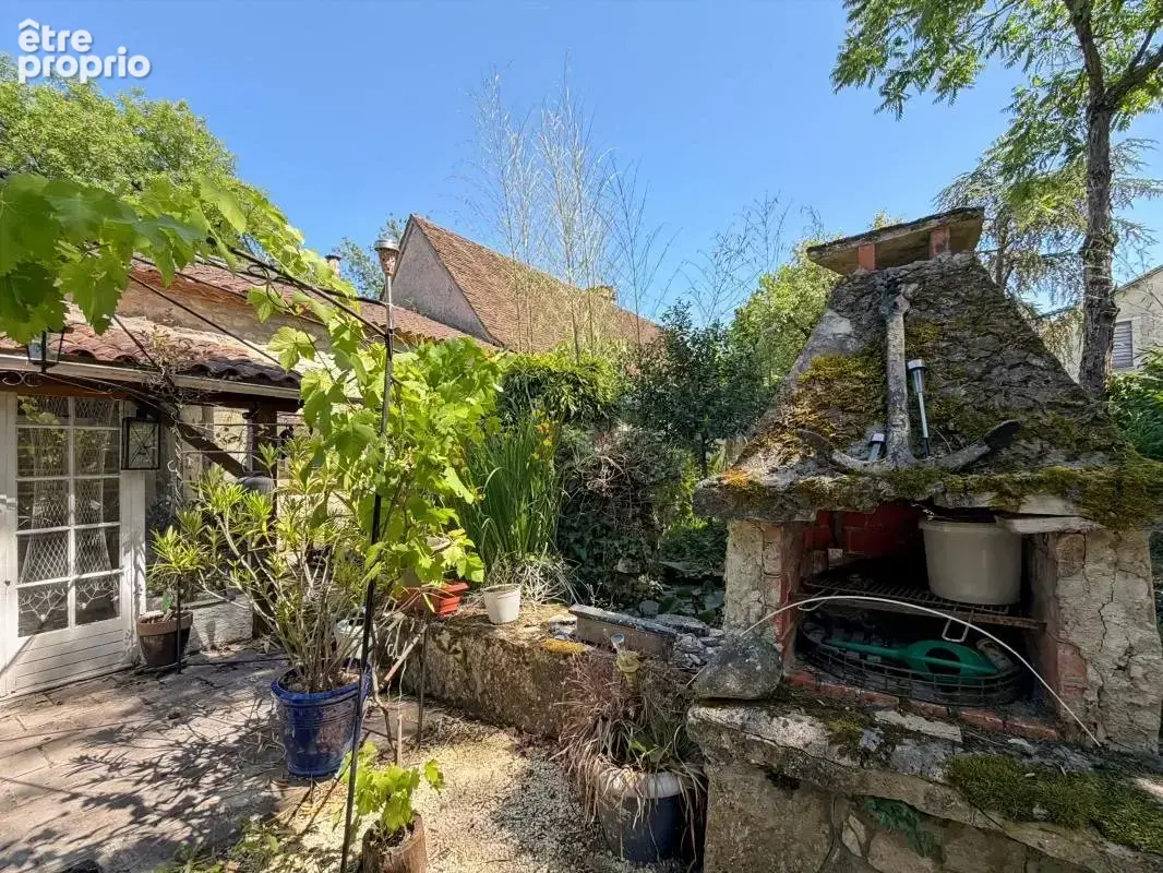  Immeuble de rapport à Limeyrat – Revenus locatifs immédiats - photo 4