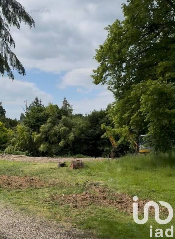 Photo 1 - Terrain à FONTENAY-SAINT-PERE