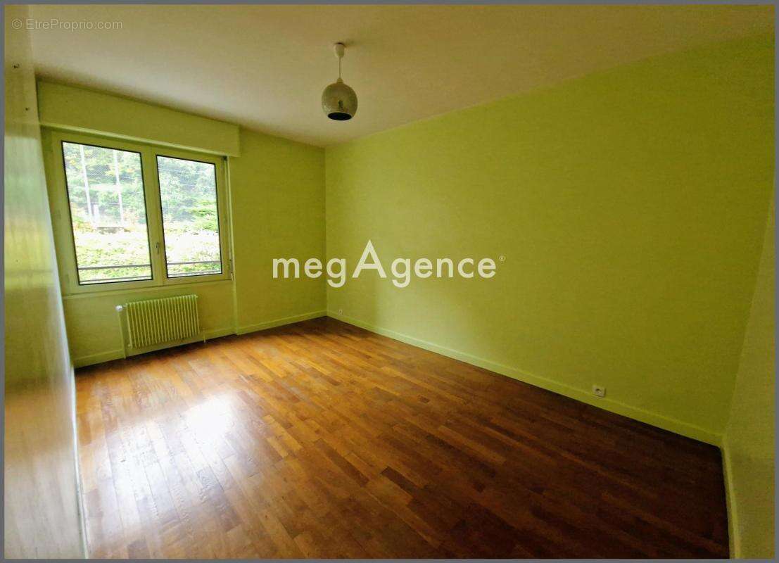 Appartement à TASSIN-LA-DEMI-LUNE