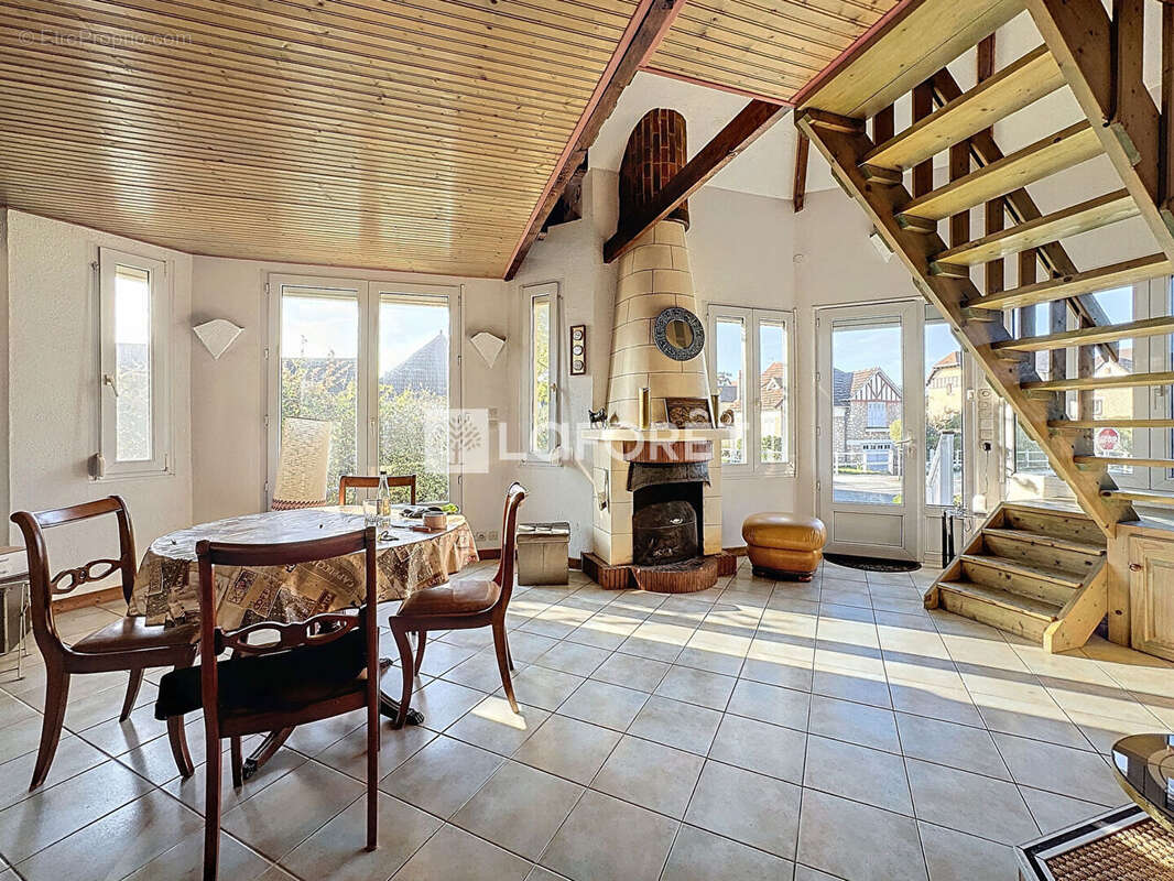 Maison à OUISTREHAM