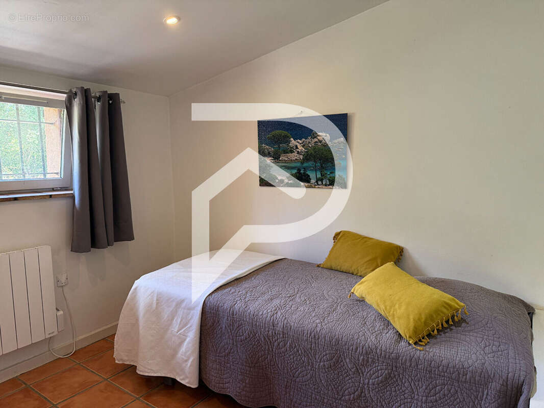 Maison à SAINT-JULIEN